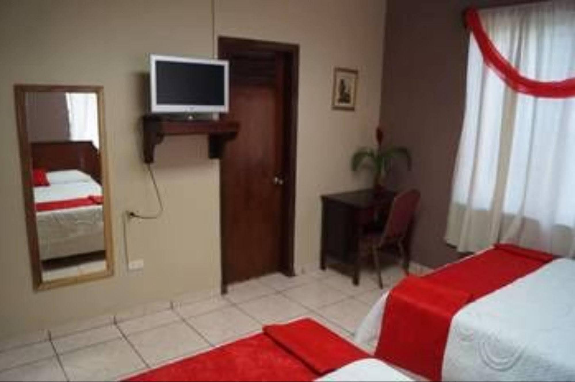 Micro Hotel Rio De Piedras San Pedro Sula Eksteriør bilde